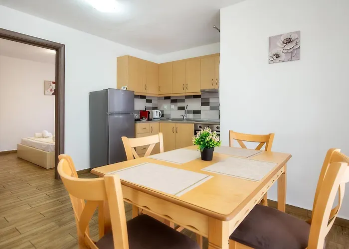 Apartamento House Litsa 3 Potos