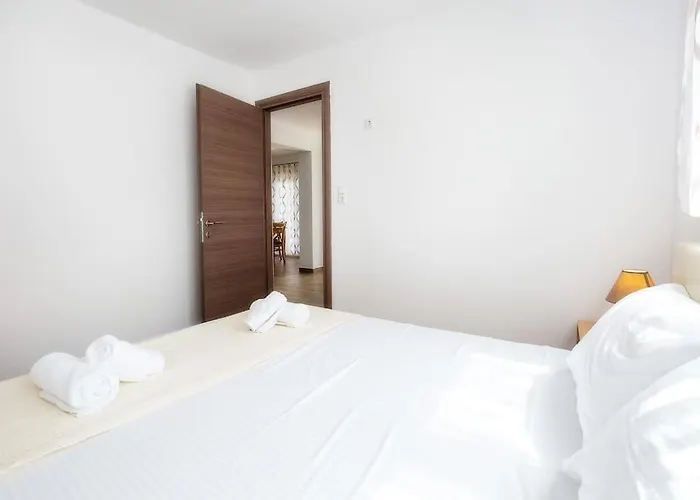 House Litsa 3 Apartment *