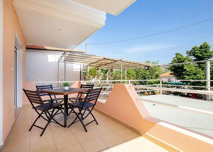 Apartment House Litsa 3