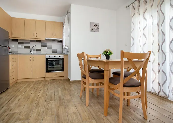 House Litsa 3 Apartment Potos