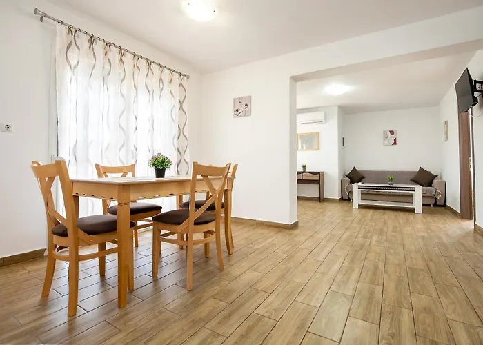 House Litsa 3 Apartment